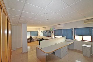 Oficina en venta en Cabanillas del Campo