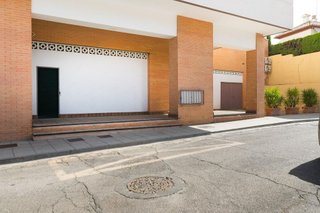 Local comercial en venta en Cenes de la Vega