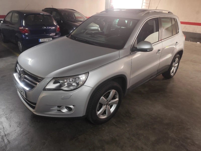 Volkswagen Tiguan 2.0 TDI Sport Tip. 2009