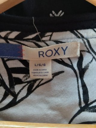 Cazadora Roxy Negra y blanca