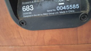 Altavoces Bowers & Wilkins 683 S1
