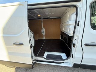 Nissan Primastar Combi 9 2.0dCi 110kW L2H1 1T N-Connecta
