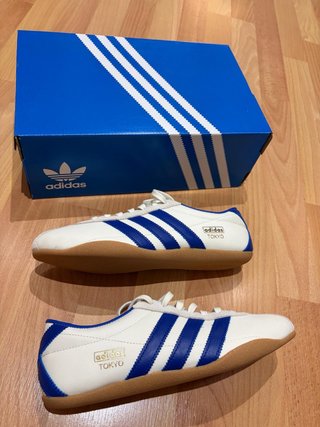 Adidas Tokyo Blancas y Azules