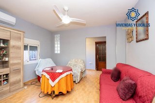 Casa adosada en venta en Avda. De los Ogíjares en Armilla