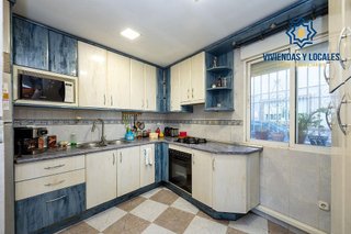 Casa adosada en venta en Avda. De los Ogíjares en Armilla