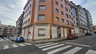 Local comercial en venta en Pravia