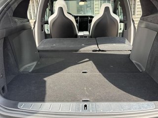 Tesla Model X Ludicrous Performance 4WD