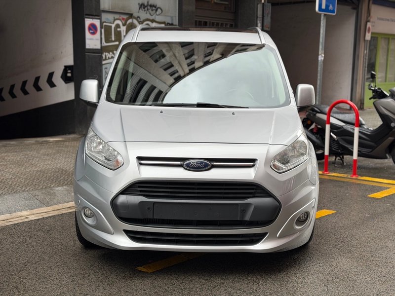 Ford Tourneo Connect 2017, foto 4