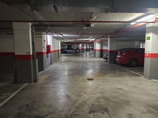 Garaje en alquiler en Torrequebrada en Benalmádena