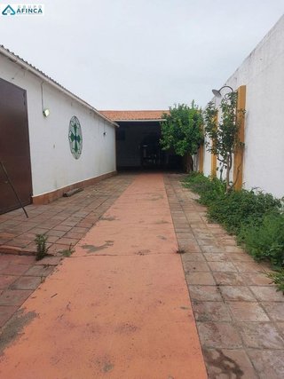 Nave industrial en venta en Palma del Condado (La)