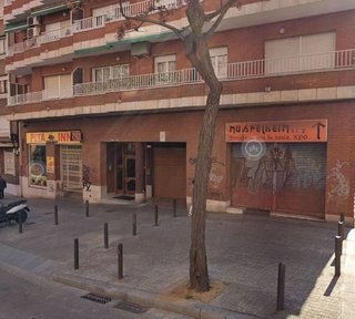 Garaje en venta en Artigas - Llefià en Badalona