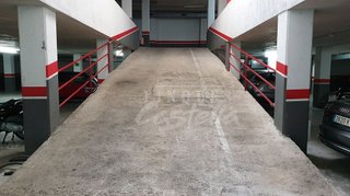 Garaje en venta en Via Europa - Parc Central en Mataró