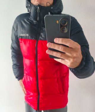 Plumífero Columbia Negro y Rojo
