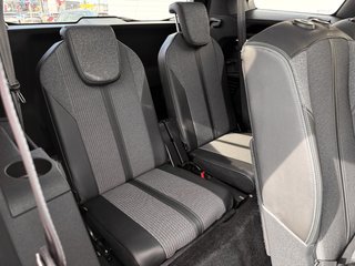 Peugeot 5008 2021