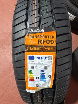 Neumático Tracmax Transporter RF09 215/65R16C 109/