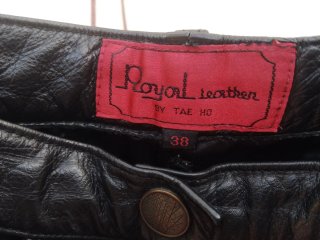 Pantalón de cuero mujer