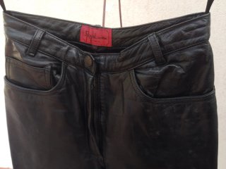 Pantalón de cuero mujer