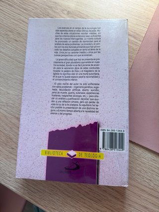 Etica y Vida Desafios actuales