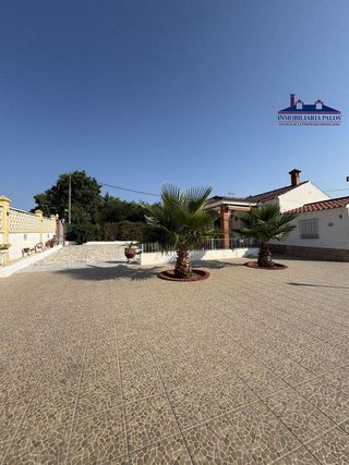 Chalet en venta en Puente Genil