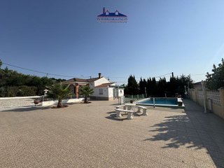 Chalet en venta en Puente Genil