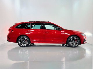 Skoda Octavia Combi 2.0 TSI RS Plus DSG 180 kW (245 CV)