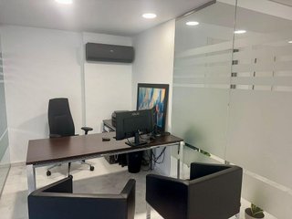 Oficina en venta en Benalúa en Alicante