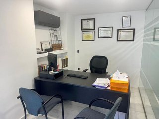 Oficina en venta en Benalúa en Alicante