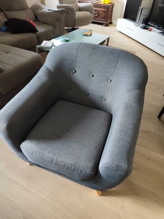 Butaca de tela gris
