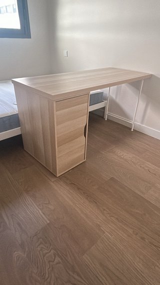 Escritorio IKEA Lagkapten Alex Spand Montado.