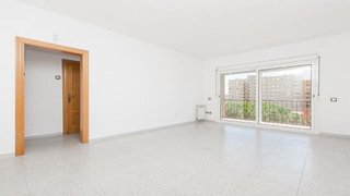 Piso en venta en Espronceda - Campoamor - Santa Pau en Sabadell