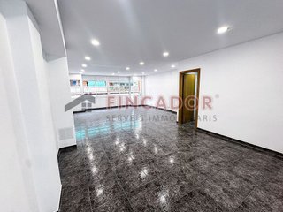 Local comercial en venta en La Salut - Lloreda en Badalona