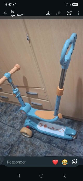 Patinete 3 ruedas con asiento y manillar