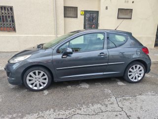 Peugeot 207 2010