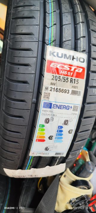 Neumático Kumho Ecsta HS51 205/55 R15 88V