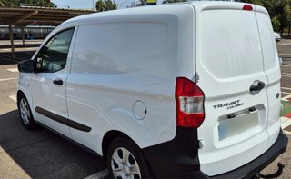 Ford Transit Courier 2015