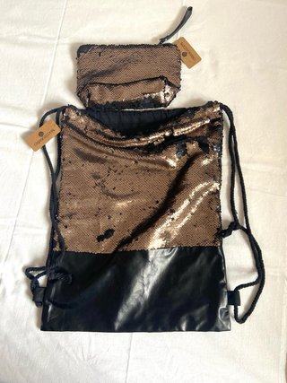 Mochila y neceser lentejuelas oro y negro nuevos