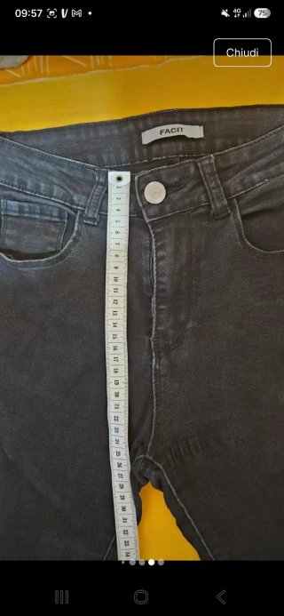 Jeans a zampa neri