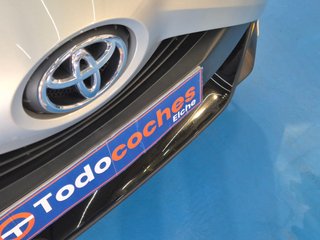 Toyota Aygo 1.0 70 x-play
