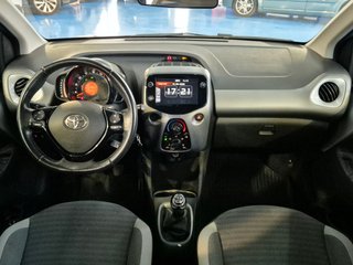 Toyota Aygo 1.0 70 x-play