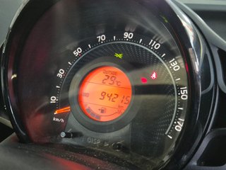 Toyota Aygo 1.0 70 x-play