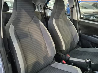 Toyota Aygo 1.0 70 x-play