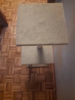 Torre para gatos beige