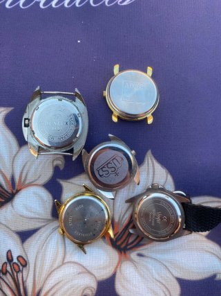Lote mixto di orologi meccanici/a batteria