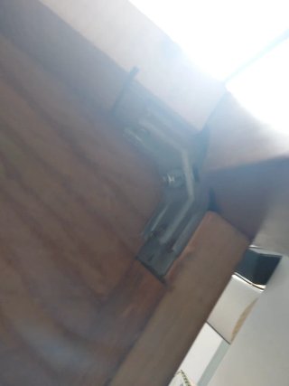 Mesa de comedor de madera