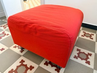 Puff Reposapiés Acolchado Rojo Ikea