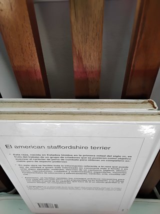 Lote de 2 libros sobre perros