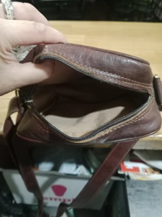 Bolso de hombre piel marrón