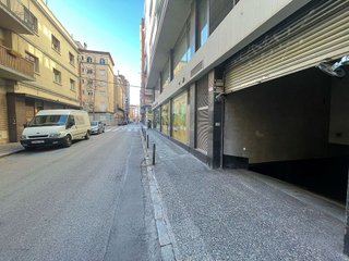 Garaje en venta en Eixample Nord – La Devesa en Girona