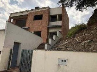 Edificio en venta en Can Vinyals en Esparreguera