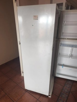 Nevera Edesa 1D-350NF No Frost